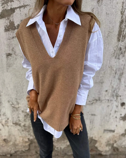 Stickad Slipover – Snygg layering för en avslappnad stil