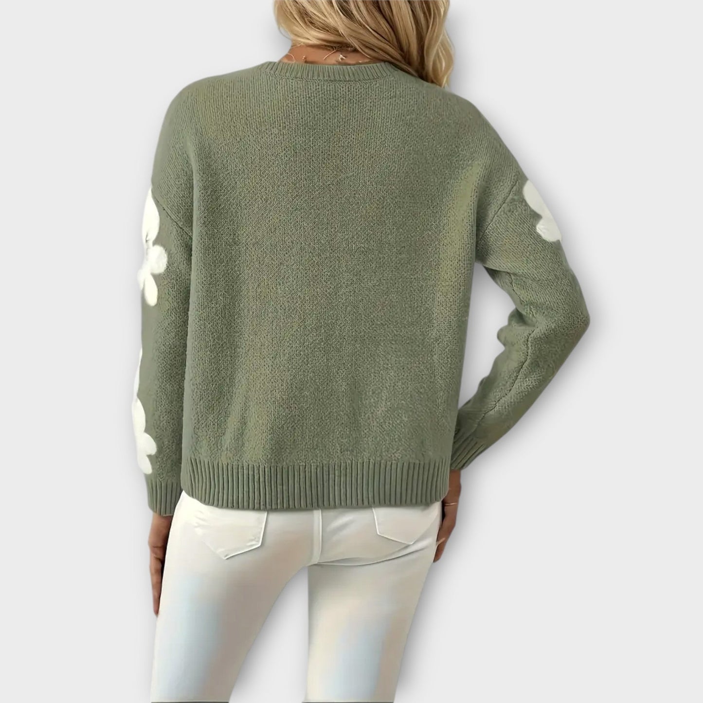 Pullover med blommärm – fräsch, lekfull och stilren