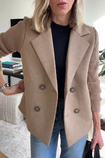 Avslappnad knappl blazer – Höj ditt självförtroende med en enkel stil
